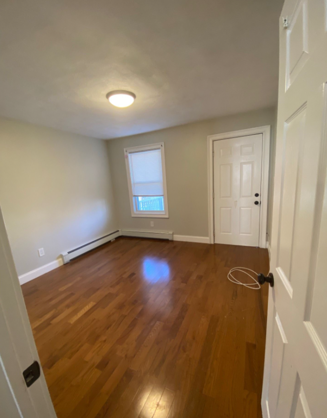 2.5 bed, 1 bath apartment for rent at 12 Chelsea St Unit 4, East Boston — photo 10 of 17