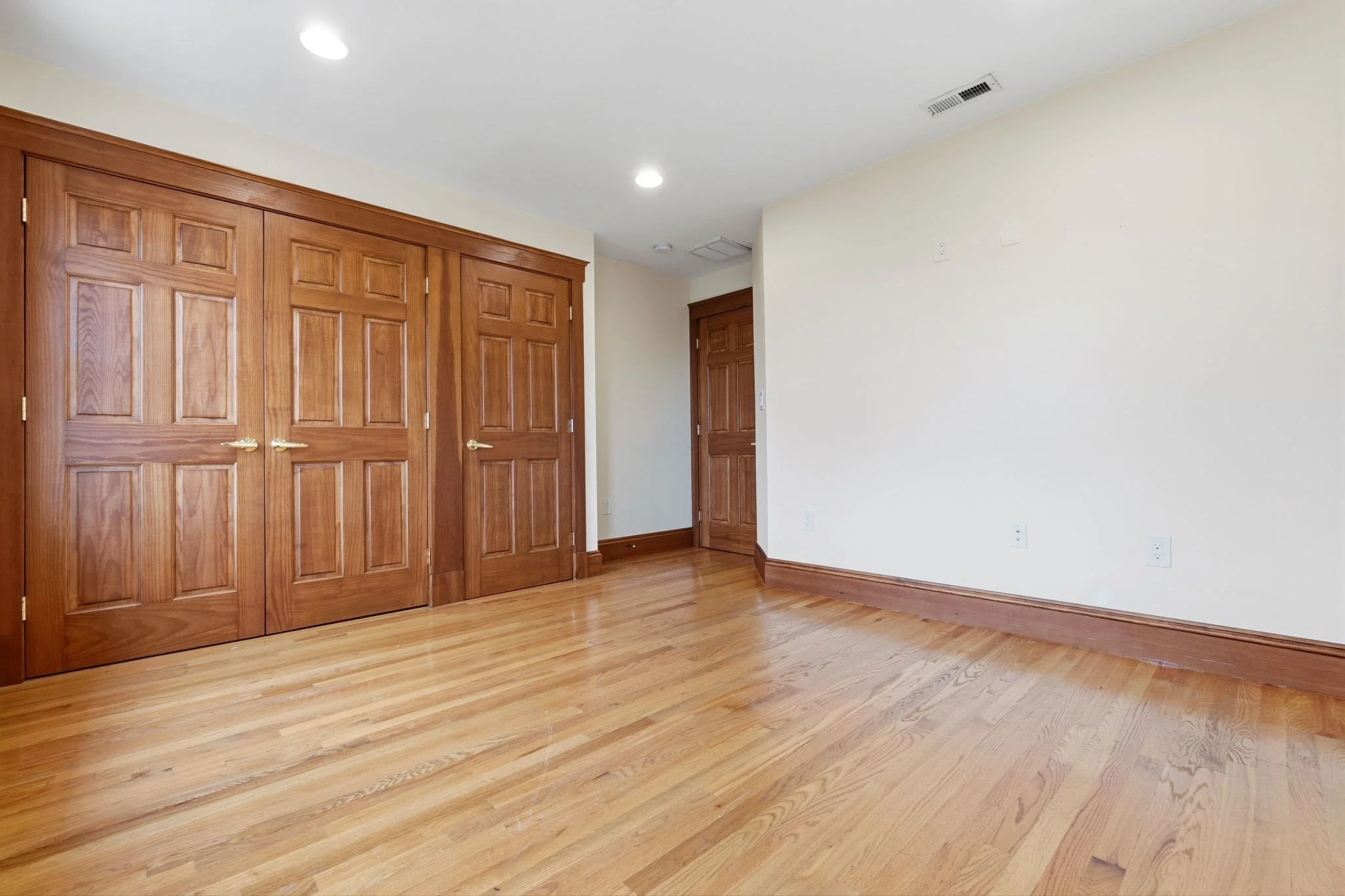 3 bed, 2 bath apartment for rent at 12 Cherry St Unit 4, Danvers — photo 31 of 38