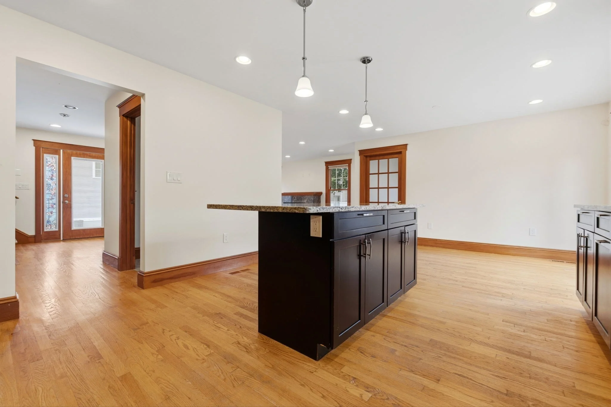 3 bed, 2 bath apartment for rent at 12 Cherry St Unit 4, Danvers — photo 11 of 38
