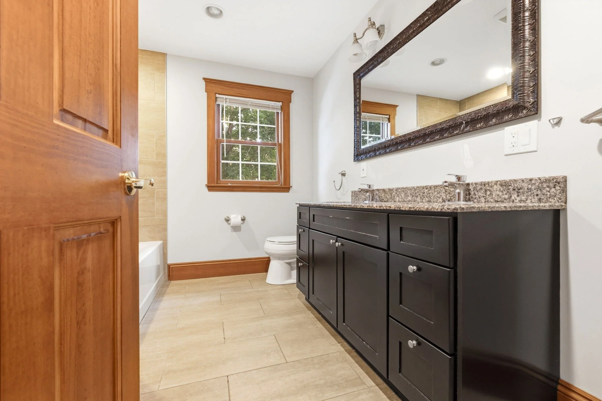 3 bed, 2 bath apartment for rent at 12 Cherry St Unit 4, Danvers — photo 32 of 38