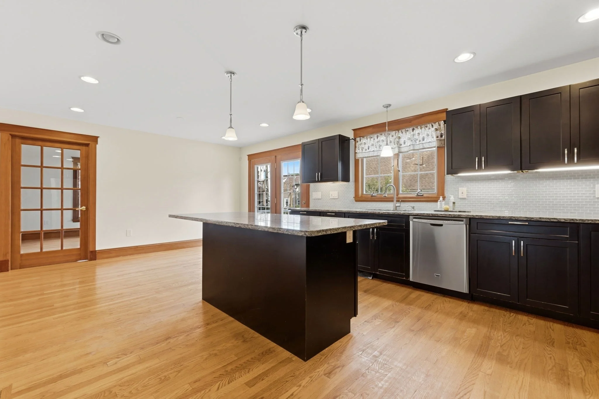 3 bed, 2 bath apartment for rent at 12 Cherry St Unit 4, Danvers — photo 9 of 38