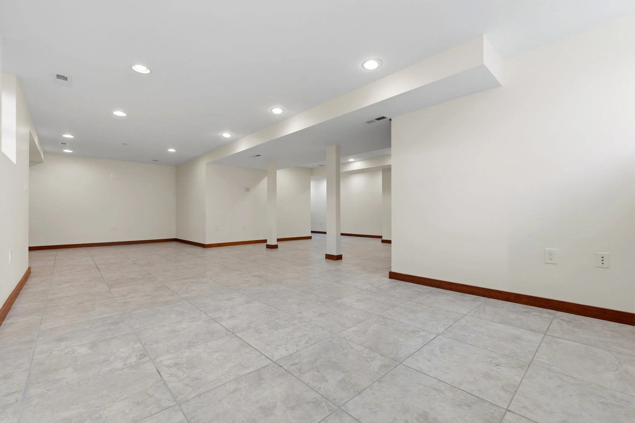 3 bed, 2 bath apartment for rent at 12 Cherry St Unit 4, Danvers — photo 35 of 38