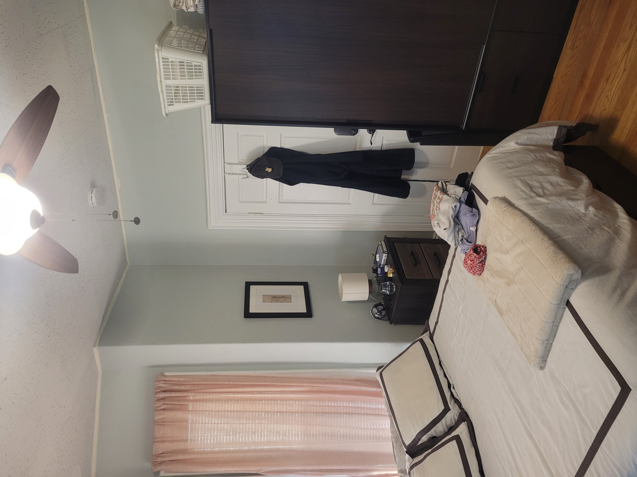 1 bed, 1 bath apartment for rent at 12 Claremon St Unit 1, Teele Square — photo 18 of 24