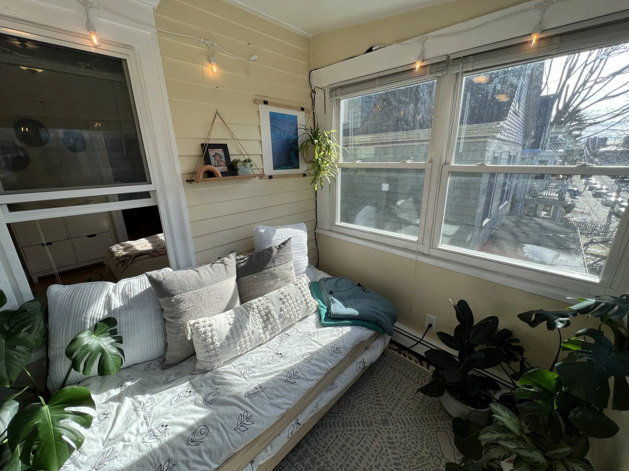 1 bed, 1 bath apartment for rent at 12 Claremon St Unit 12#2, Teele Square — photo 24 of 31