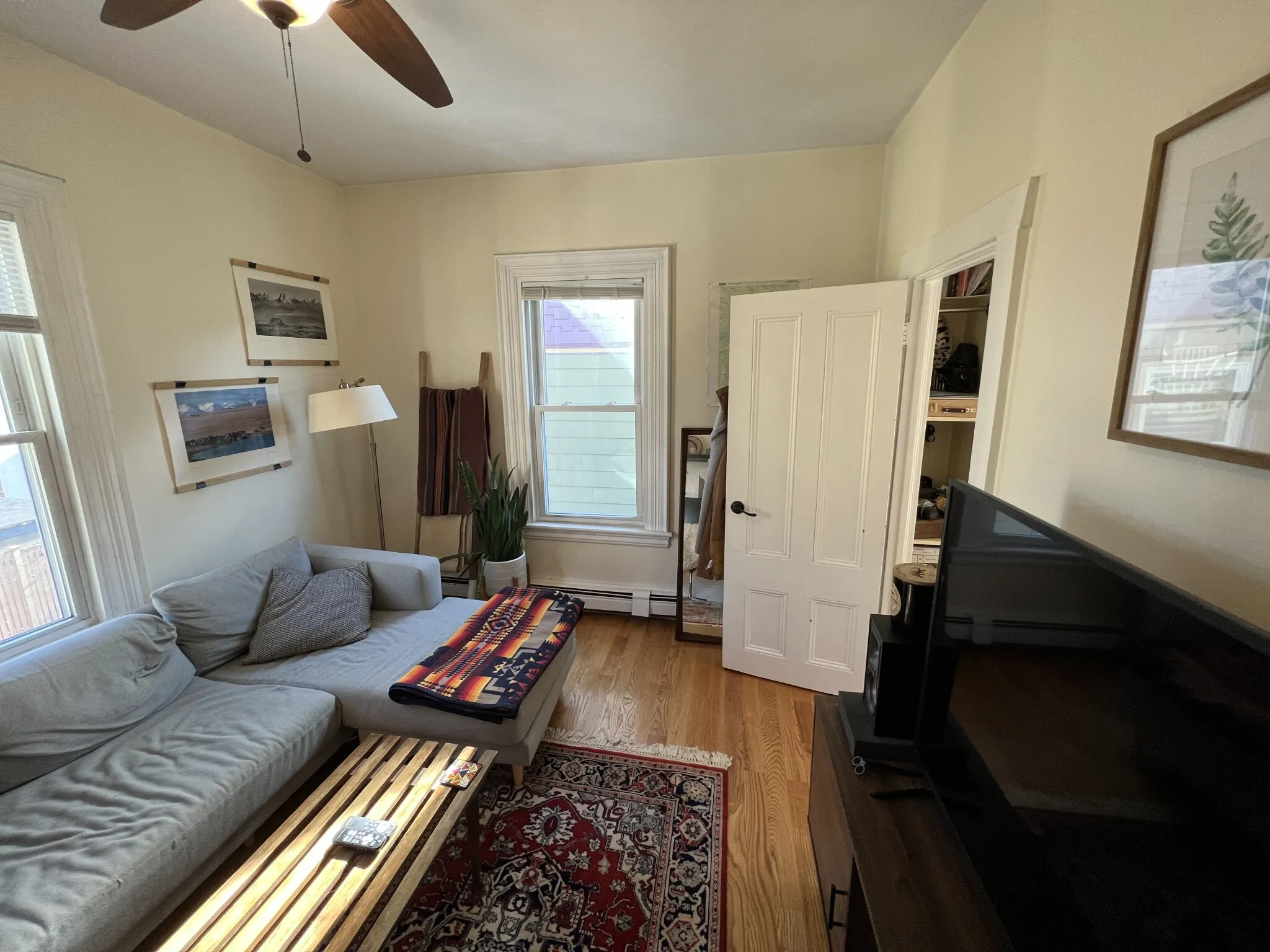 1 bed, 1 bath apartment for rent at 12 Claremon St Unit 12#2, Teele Square — photo 5 of 31