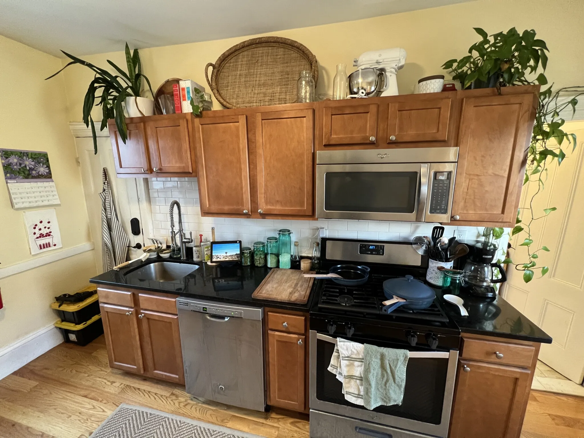 1 bed, 1 bath apartment for rent at 12 Claremon St Unit 12#2, Teele Square — photo 11 of 31
