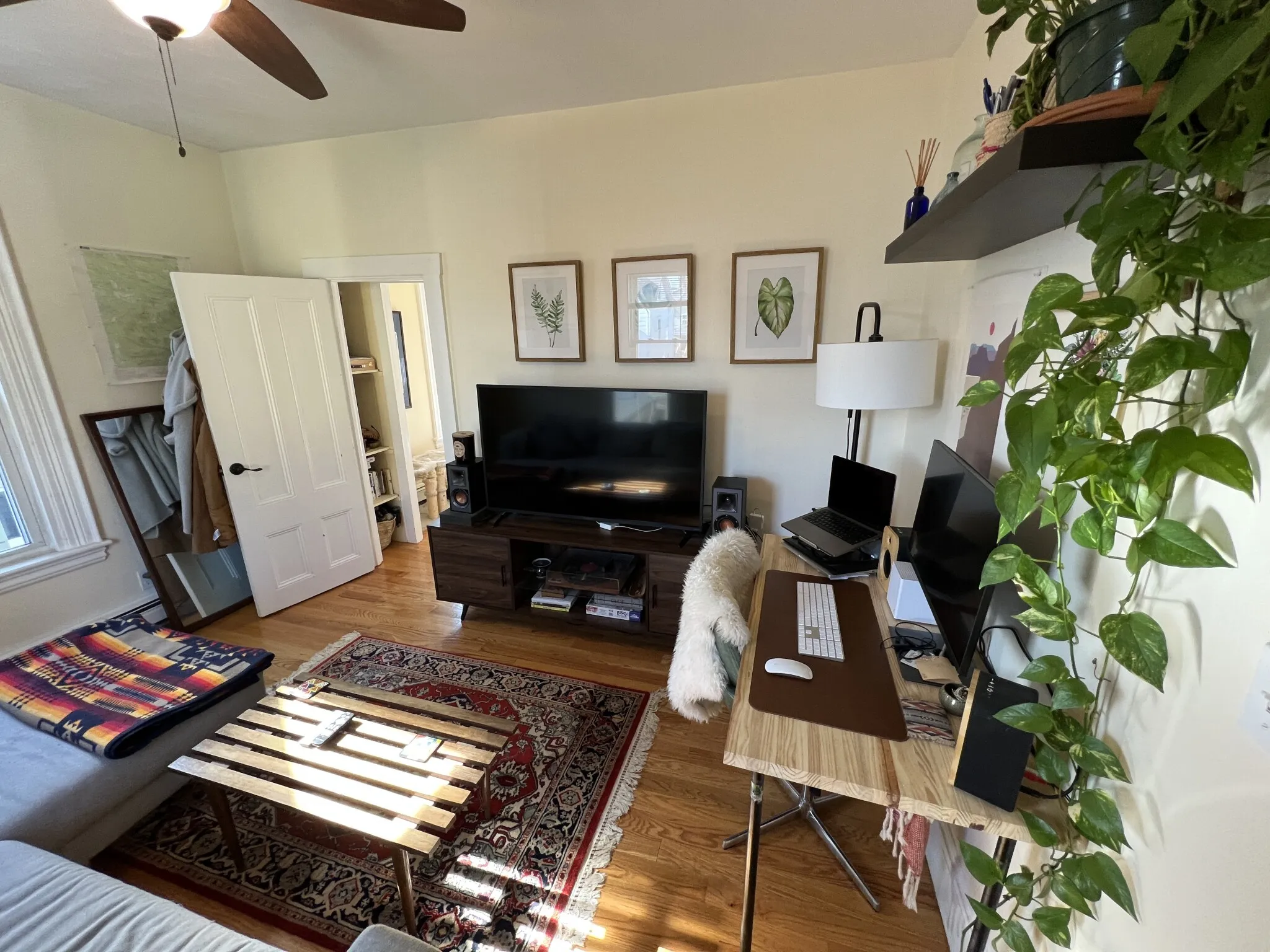 1 bed, 1 bath apartment for rent at 12 Claremon St Unit 12#2, Teele Square — photo 7 of 31