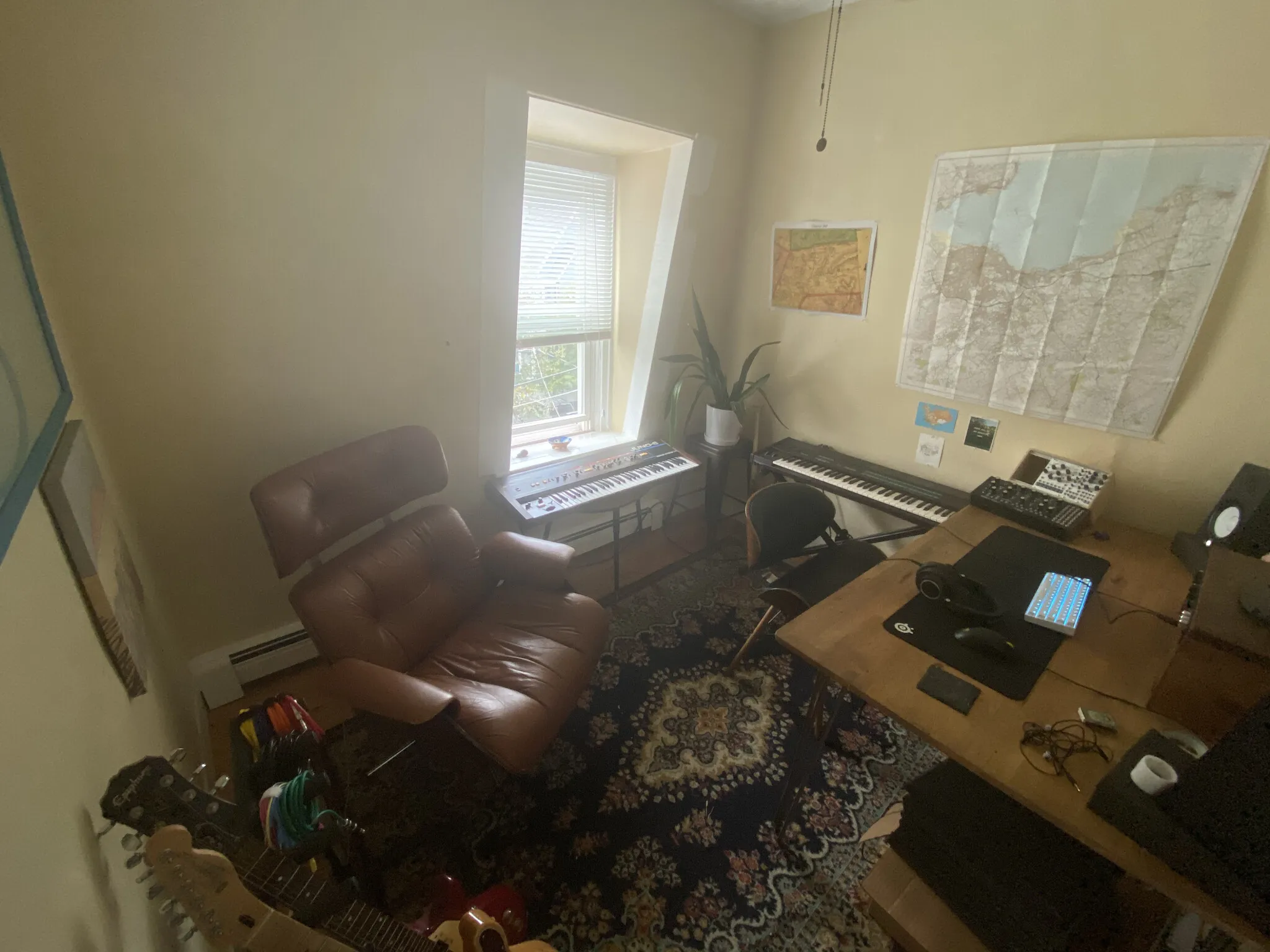 1.5 bed, 1 bath apartment for rent at 12 Claremon St Unit 3, Teele Square — photo 5 of 27