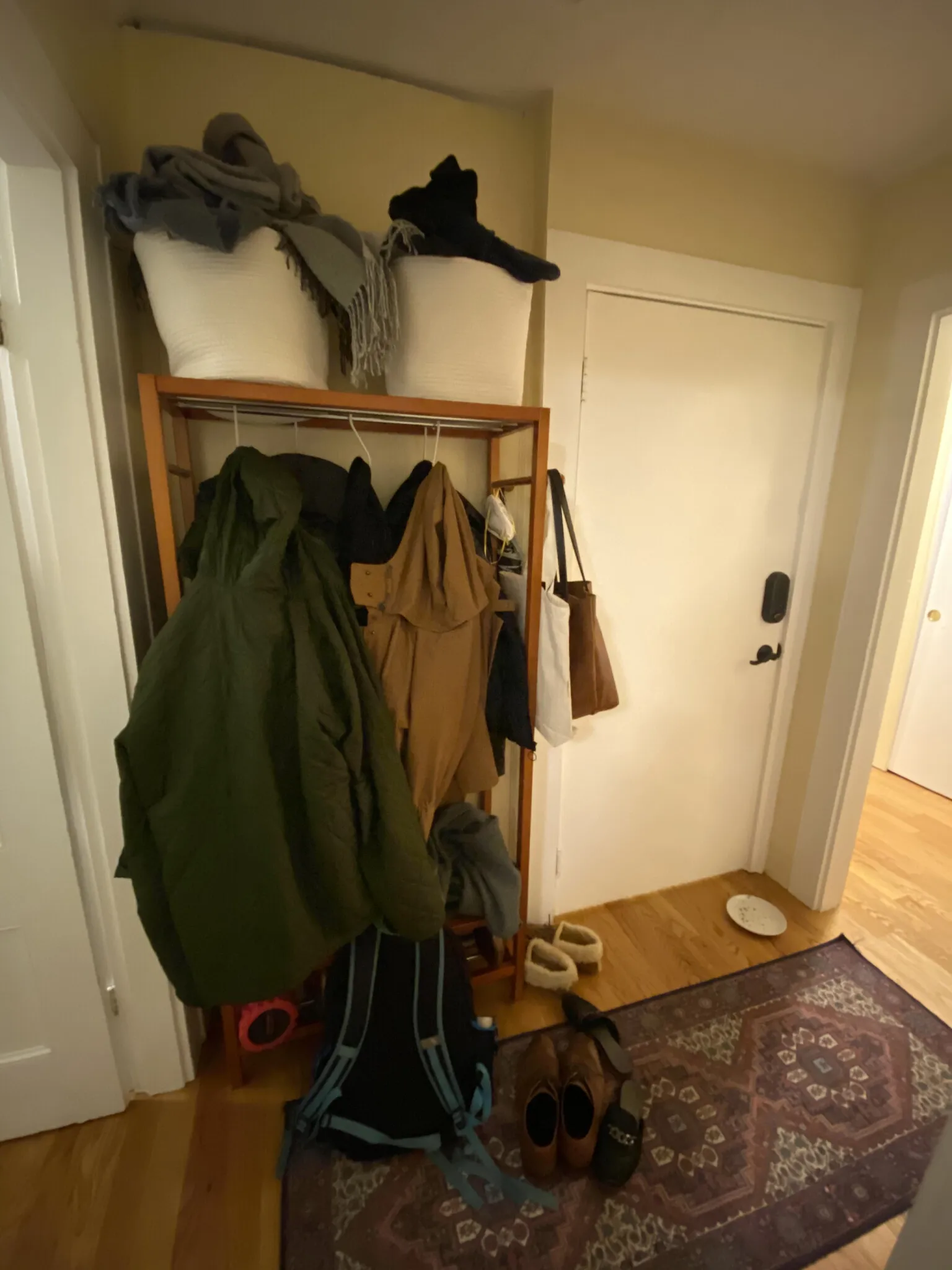 1.5 bed, 1 bath apartment for rent at 12 Claremon St Unit 3, Teele Square — photo 11 of 27