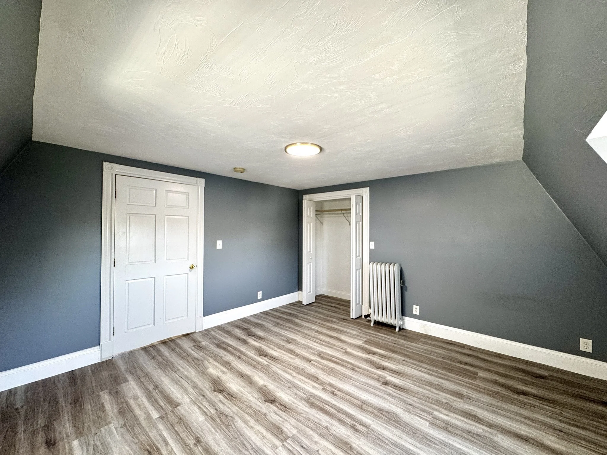 2 bed, 1 bath apartment for rent at 12 Clark St Unit 3, Quincy — photo 2 of 13