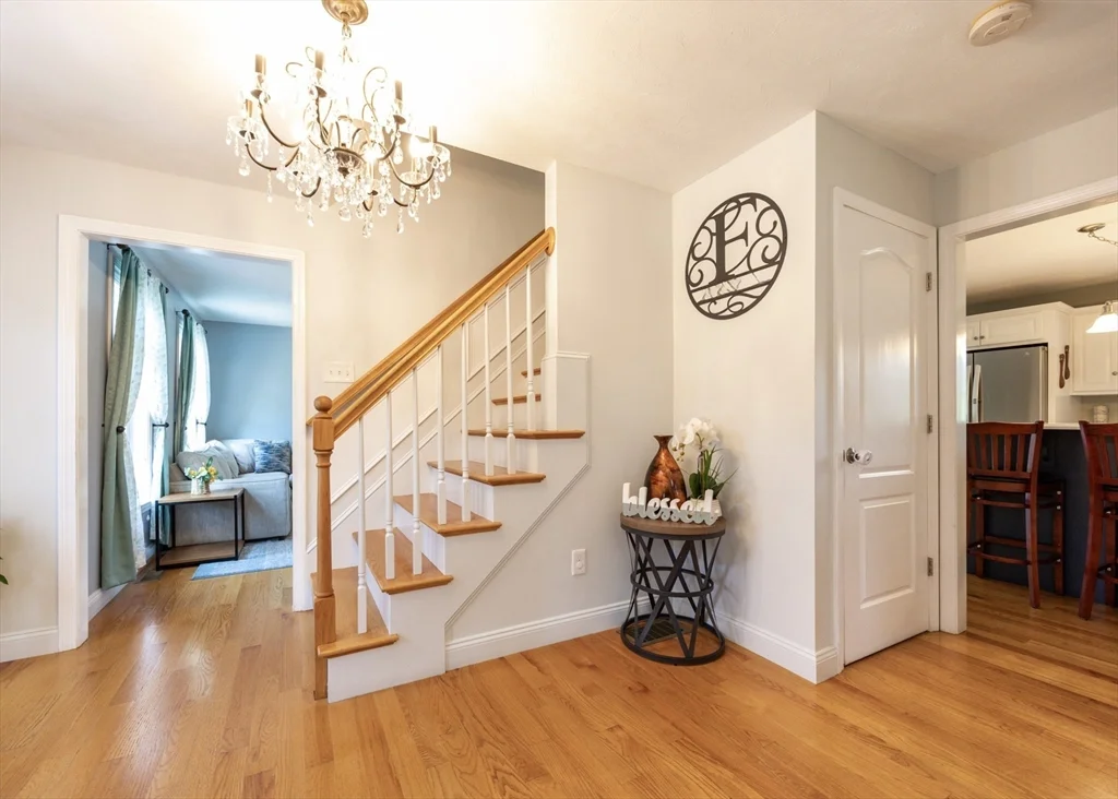 4 bed, 2 bath apartment for rent at 12 Cody Ln, Raynham — photo 4 of 33