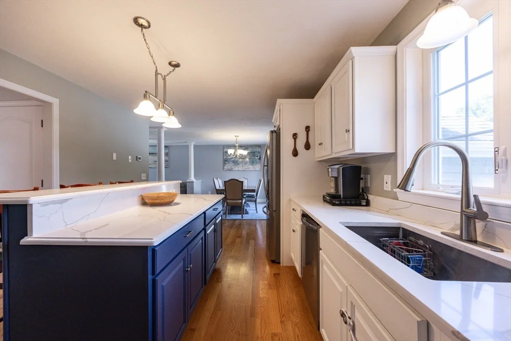 4 bed, 2 bath apartment for rent at 12 Cody Ln, Raynham — photo 11 of 33