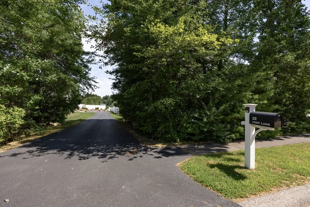 4 bed, 2 bath apartment for rent at 12 Cody Ln, Raynham — photo 3 of 33