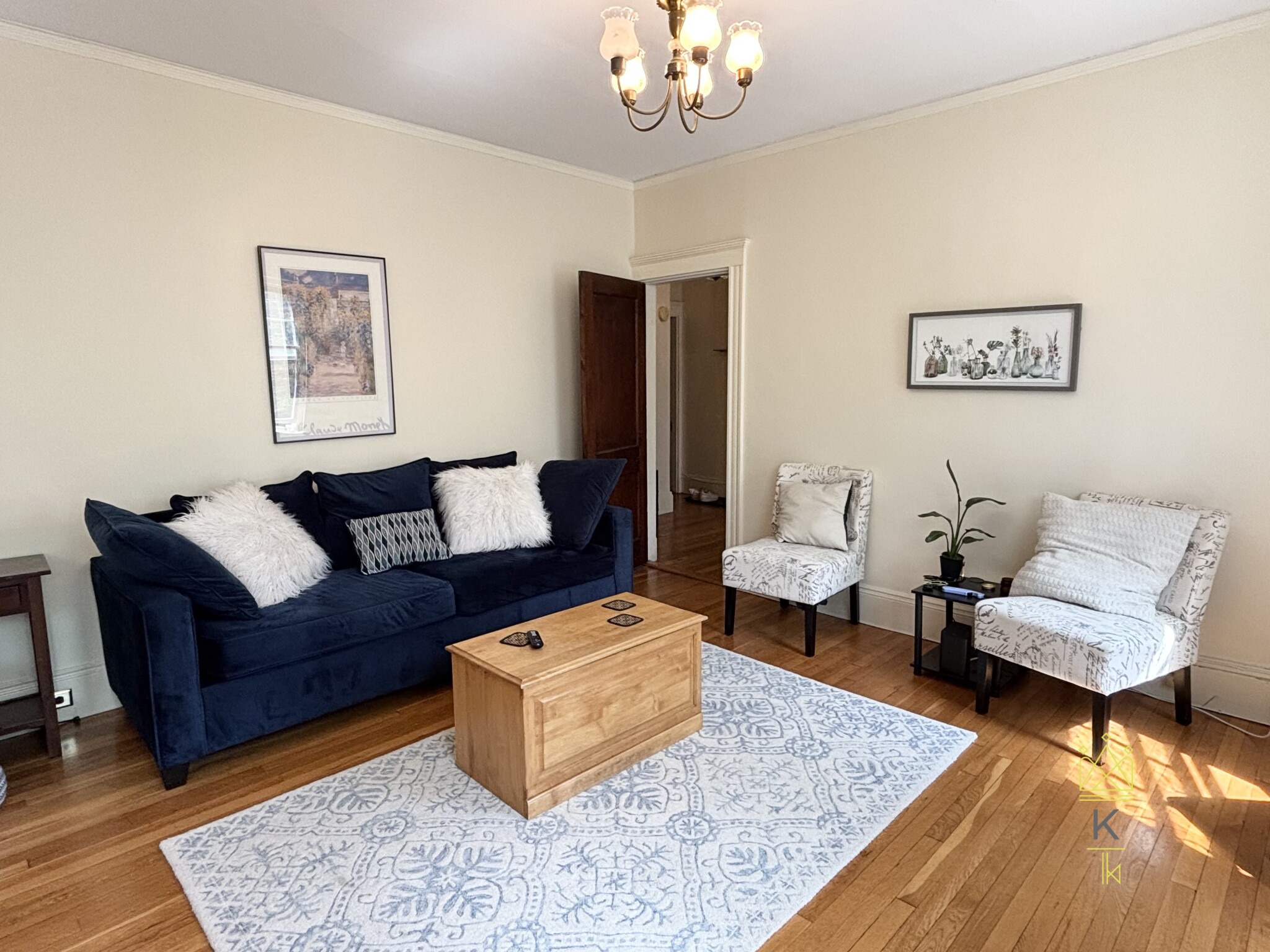 2 bed, 1 bath apartment for rent at 12 Colbourne Cres Unit 2, Aspinwall Hill — photo 3 of 17