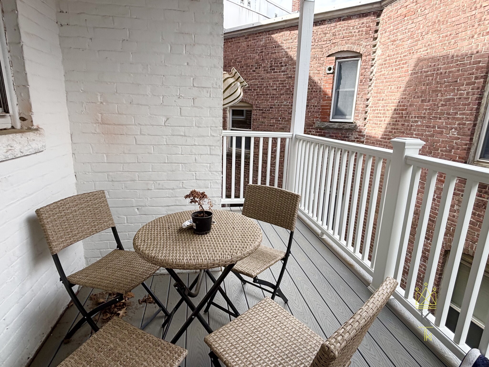 2 bed, 1 bath apartment for rent at 12 Colbourne Cres Unit 2, Aspinwall Hill — photo 14 of 17
