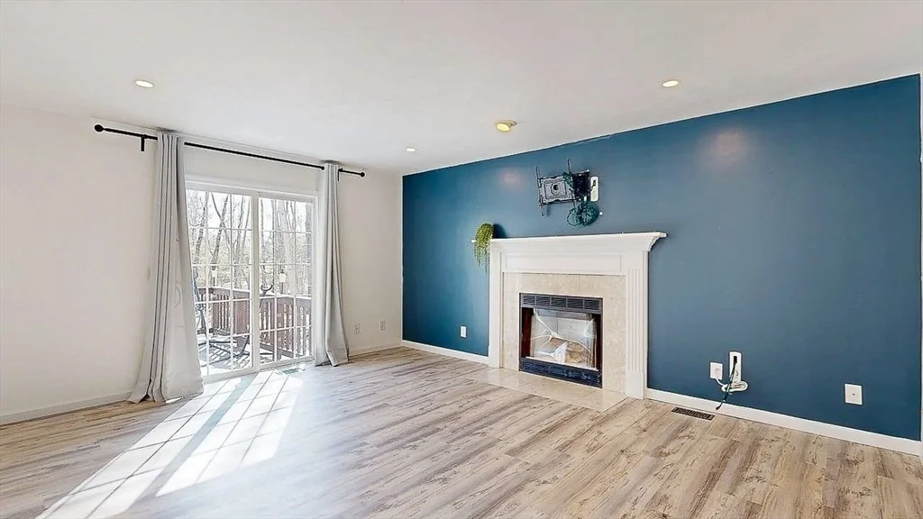 4 bed, 2 bath apartment for rent at 12 Coldbrook Rd, Millbury — photo 10 of 42