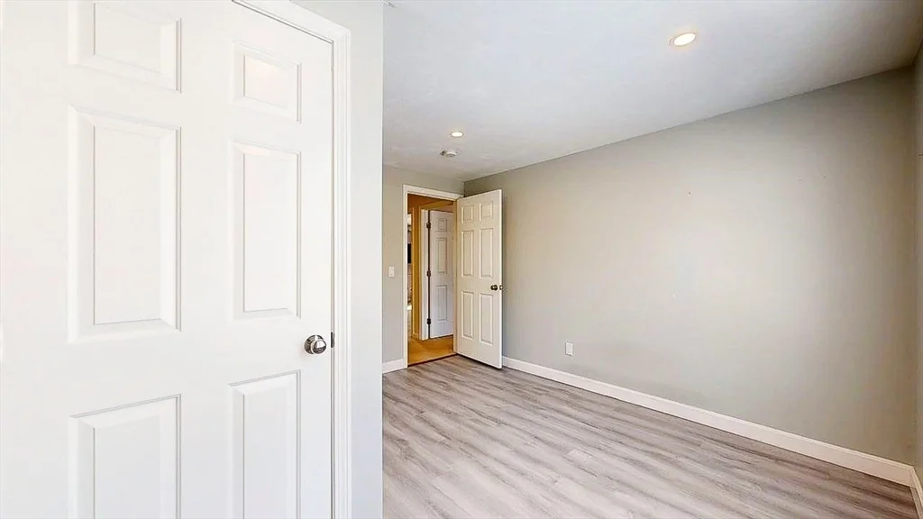 4 bed, 2 bath apartment for rent at 12 Coldbrook Rd, Millbury — photo 25 of 42