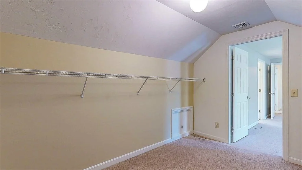 4 bed, 2 bath apartment for rent at 12 Coldbrook Rd, Millbury — photo 29 of 42