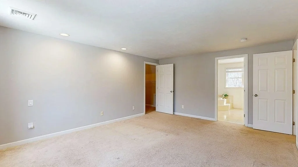 4 bed, 2 bath apartment for rent at 12 Coldbrook Rd, Millbury — photo 18 of 42