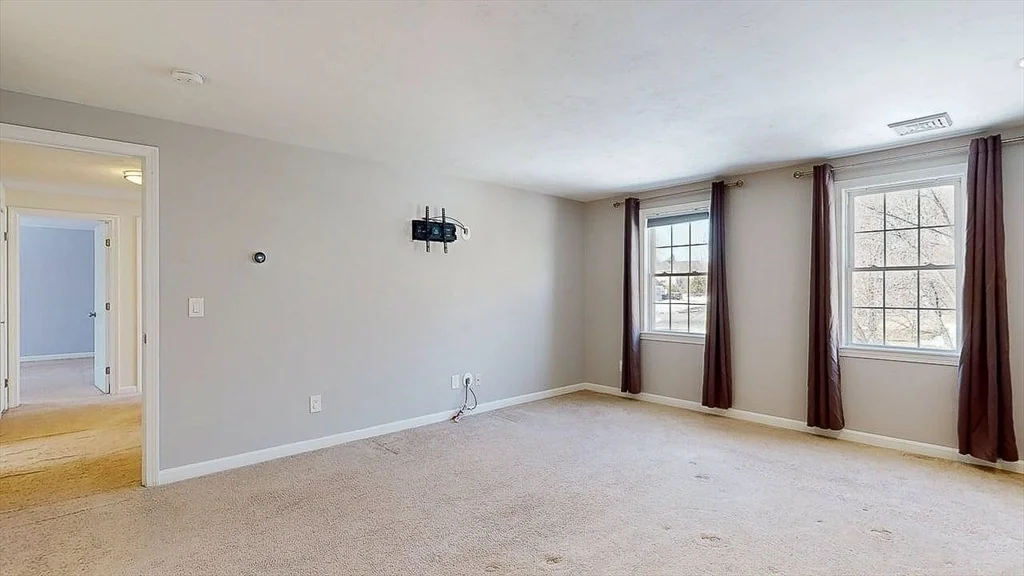 4 bed, 2 bath apartment for rent at 12 Coldbrook Rd, Millbury — photo 21 of 42