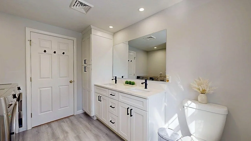 4 bed, 2 bath apartment for rent at 12 Coldbrook Rd, Millbury — photo 31 of 42