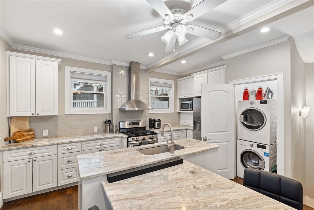 4 bed, 2 bath apartment for rent at 12 Colebrook St Unit -, South Boston — photo 3 of 32