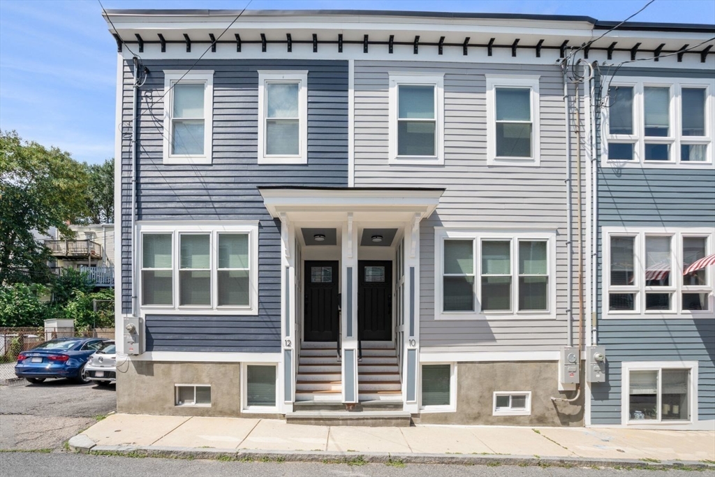 4 bed, 2 bath apartment for rent at 12 Colebrook St Unit -, South Boston — photo 29 of 32