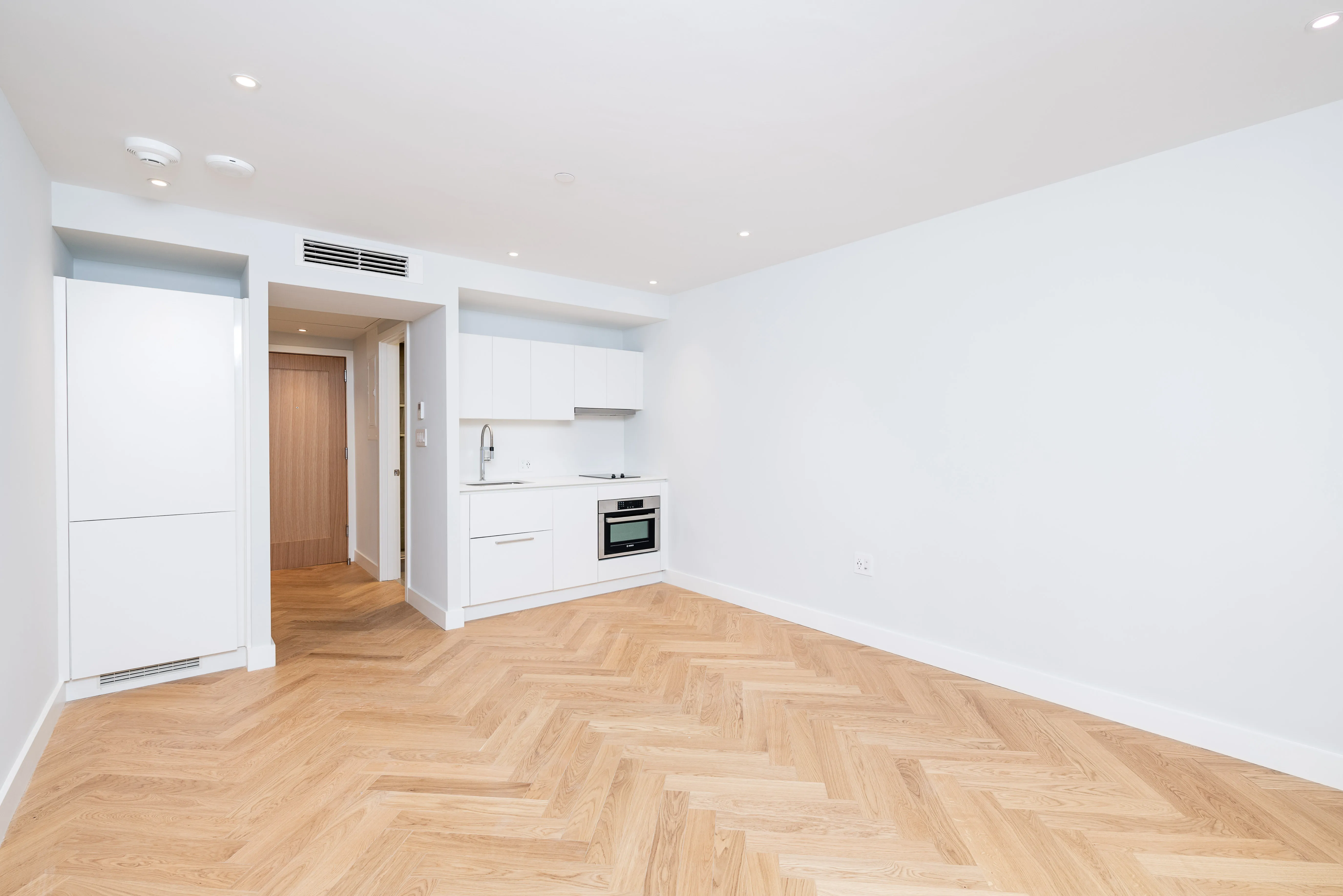 Studio bed, 1 bath apartment for rent at 12 Commonwealth Ave Unit 204, Back Bay