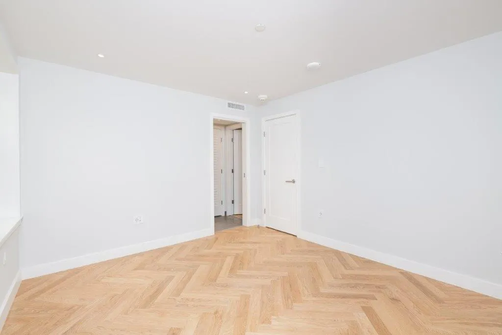 1 bed, 1 bath apartment for rent at 12 Commonwealth Ave Unit 302, Back Bay — photo 7 of 10