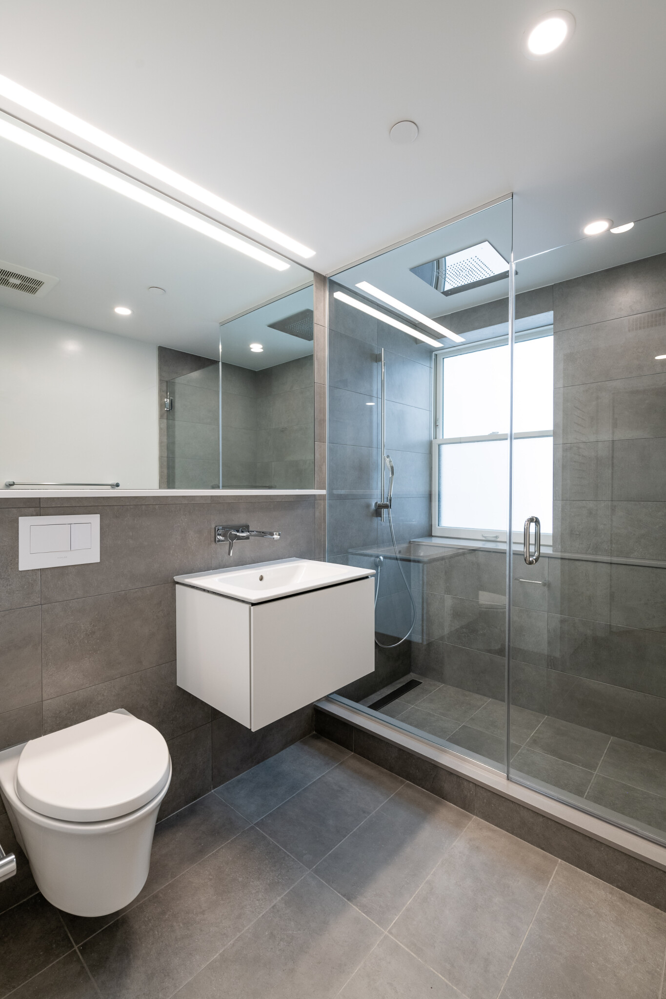 1 bed, 1 bath apartment for rent at 12 Commonwealth Ave Unit 405, Back Bay — photo 6 of 10