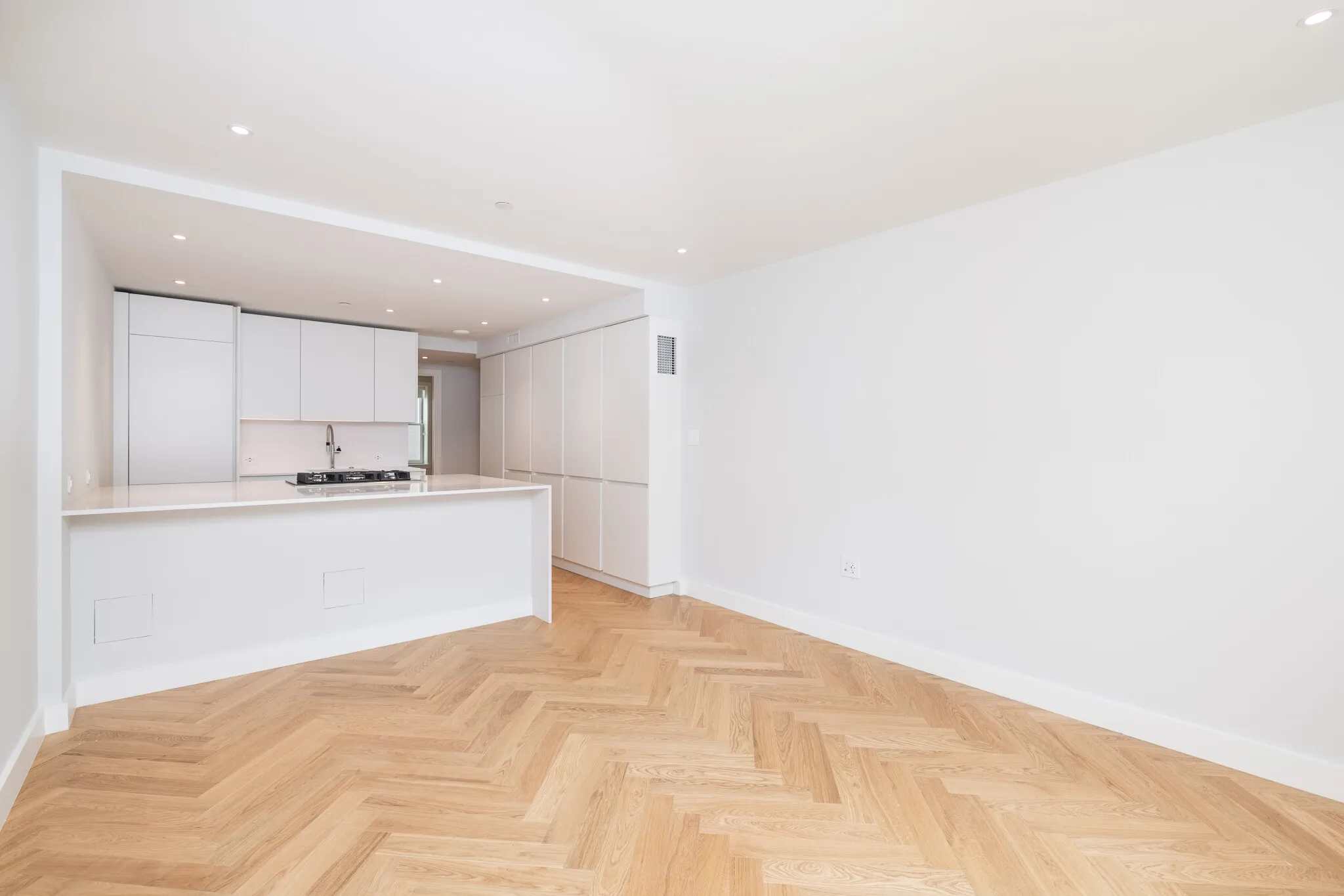 1 bed, 1 bath apartment for rent at 12 Commonwealth Ave Unit 505, Back Bay — photo 1 of 8