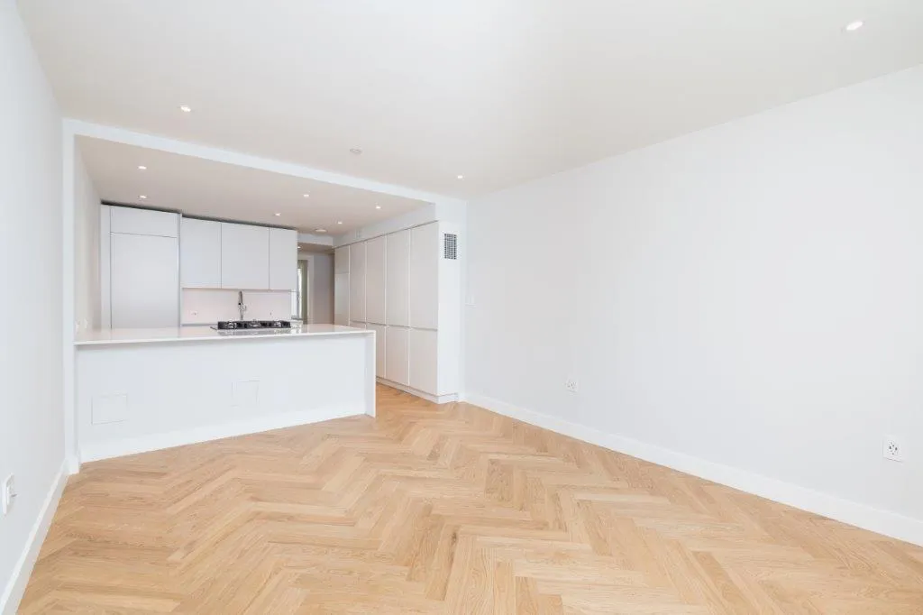 1 bed, 1 bath apartment for rent at 12 Commonwealth Ave Unit 605, Back Bay — photo 1 of 10