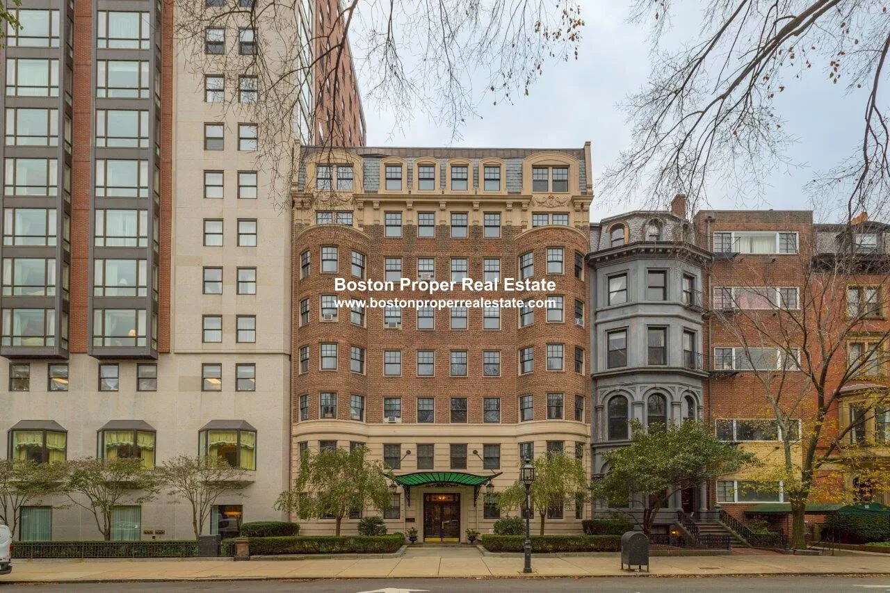 Studio bed, 1 bath apartment for rent at 12 Commonwealth Ave Unit 802, Back Bay — photo 6 of 7