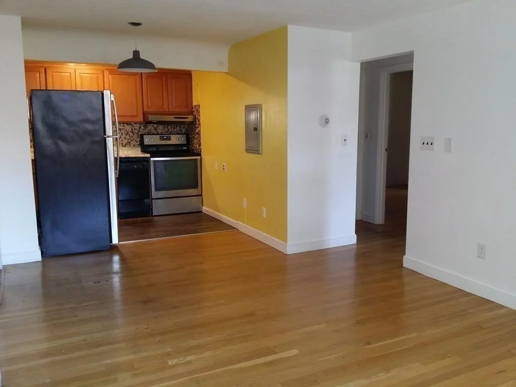 2 bed, 1 bath apartment for rent at 12 Commonwealth Ct Unit 15, Brighton — photo 5 of 12