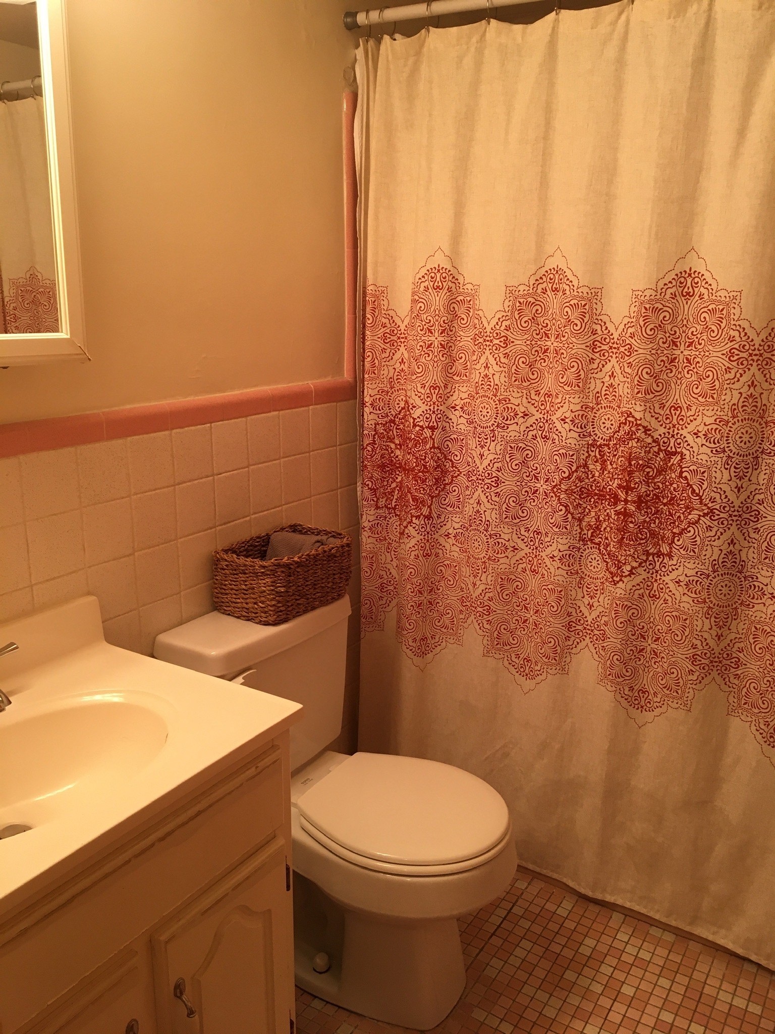 2 bed, 1 bath apartment for rent at 12 Commonwealth Ct Unit 7, Brighton — photo 8 of 10