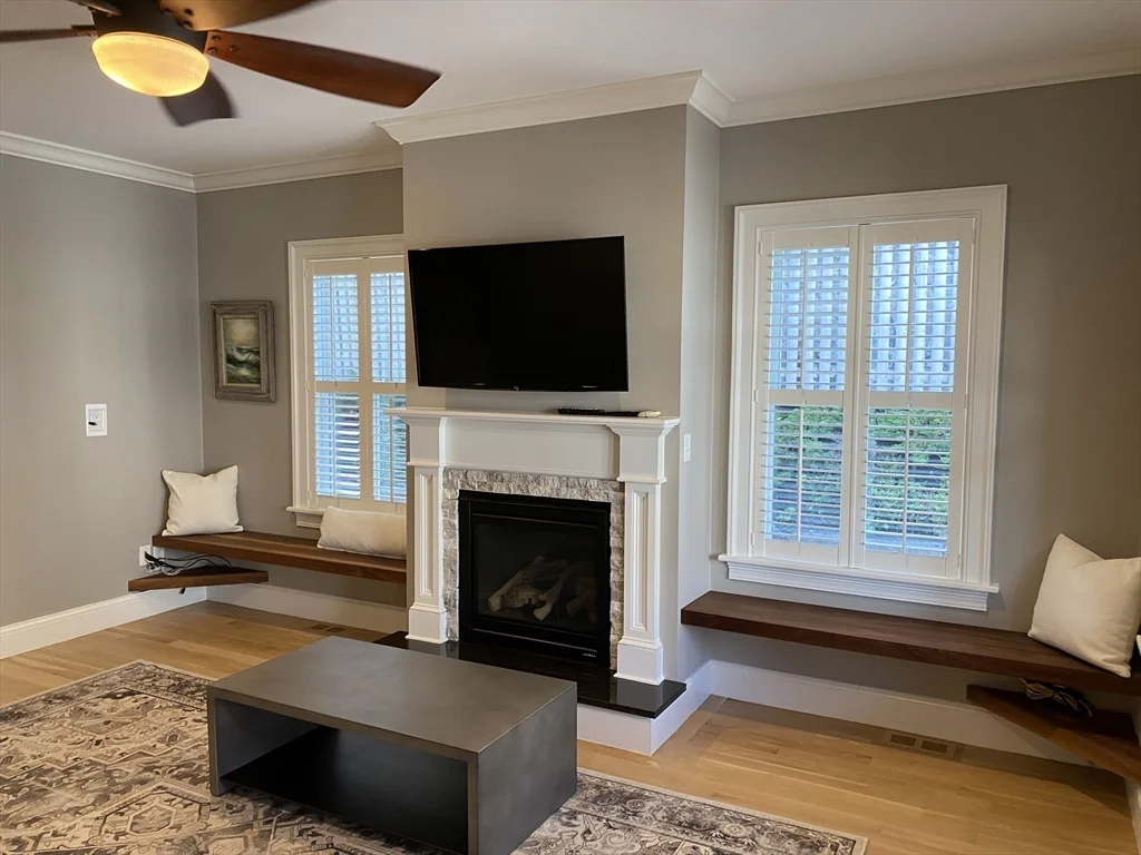 3 bed, 2 bath apartment for rent at 12 Conway St Unit 2, Roslindale — photo 5 of 25