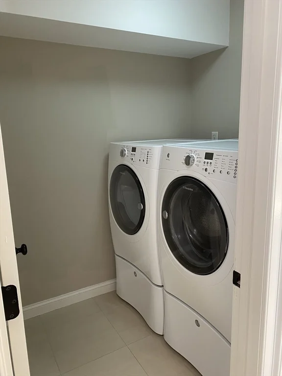 3 bed, 2 bath apartment for rent at 12 Conway St Unit 2, Roslindale — photo 16 of 25