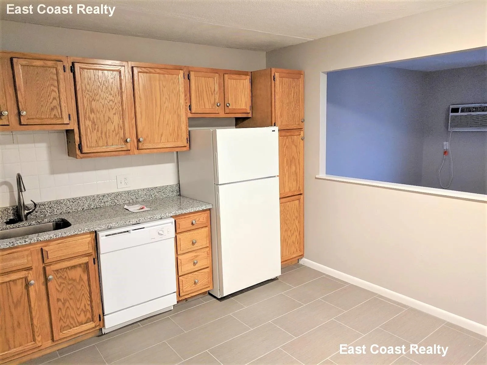 2 bed, 1 bath apartment for rent at 12 Cottage Ct Unit 10, Nonantum — photo 2 of 9