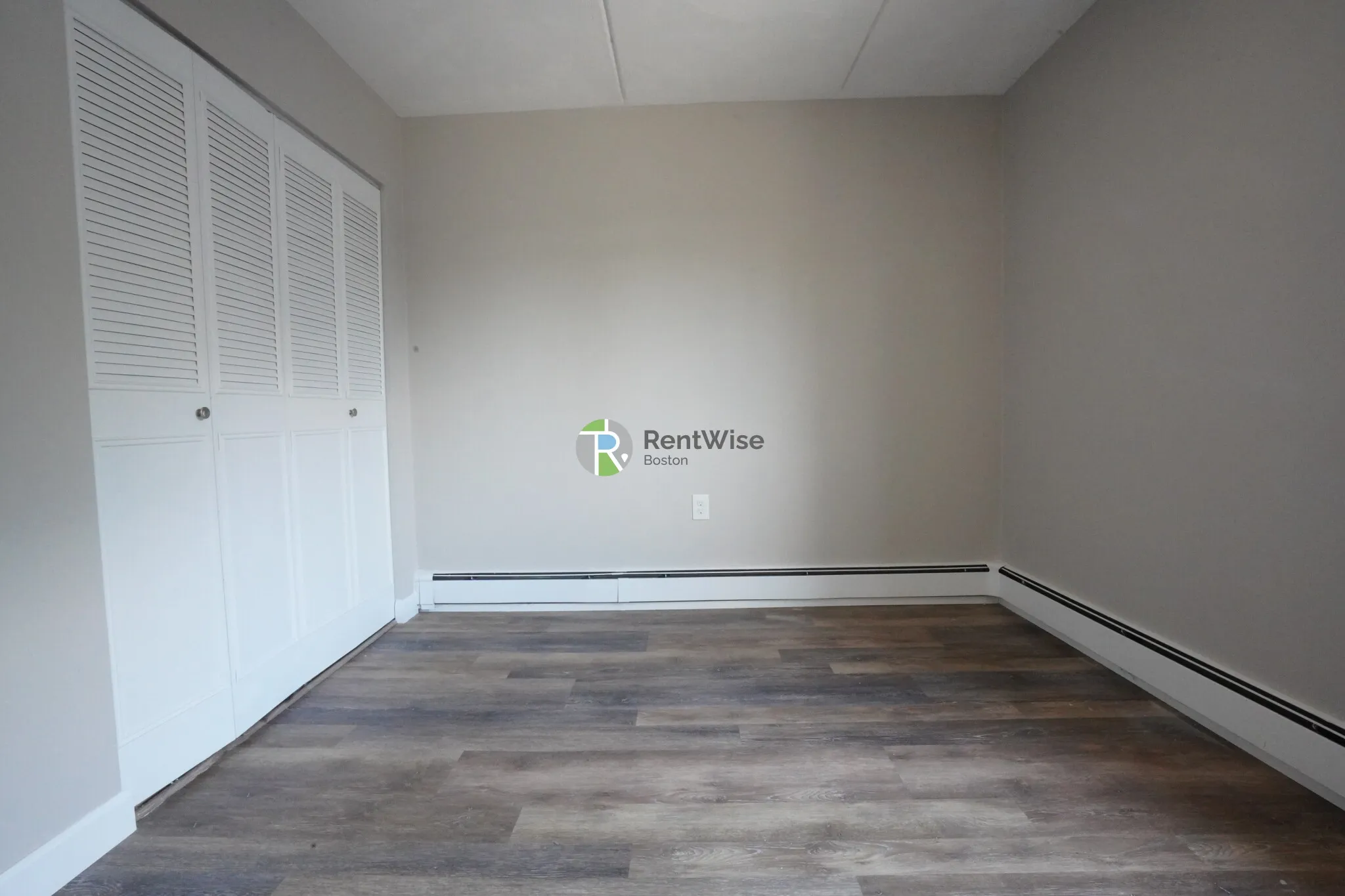 2 bed, 1 bath apartment for rent at 12 Cottage Ct Unit 5, Nonantum — photo 14 of 17