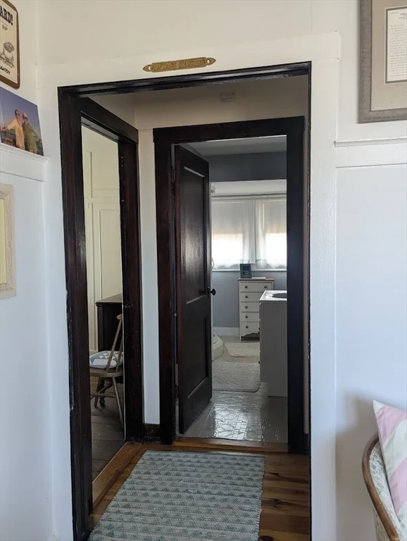 3 bed, 1 bath apartment for rent at 12 Cove Rd Unit -, Little Neck — photo 19 of 33