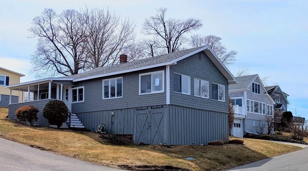 3 bed, 1 bath apartment for rent at 12 Cove Rd Unit -, Little Neck — photo 2 of 33