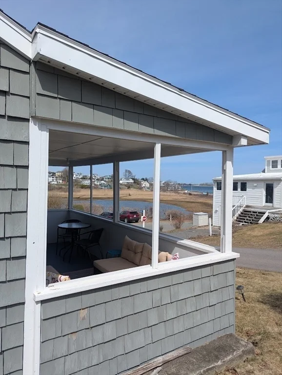 3 bed, 1 bath apartment for rent at 12 Cove Rd Unit -, Little Neck — photo 26 of 33
