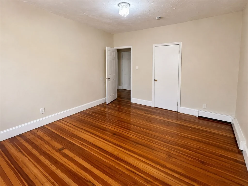 3 bed, 1 bath apartment for rent at 12 Crowell St Unit 2, Dorchester — photo 3 of 12