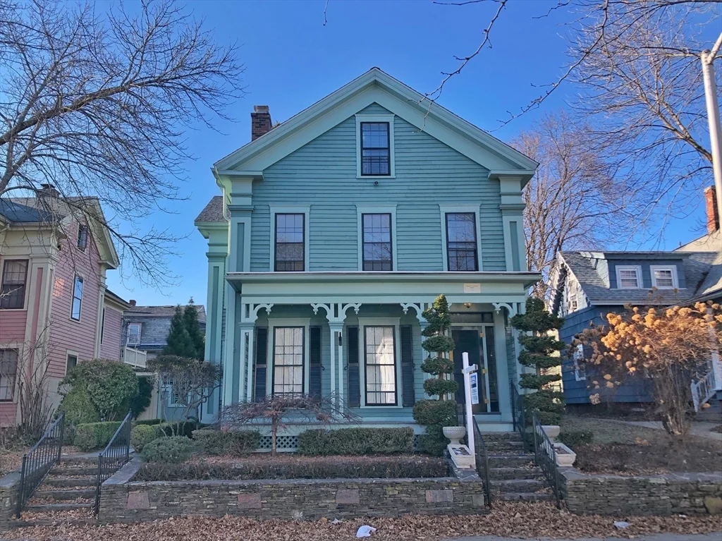 2 bed, 1 bath apartment for rent at 12 Crown Unit 2, Worcester