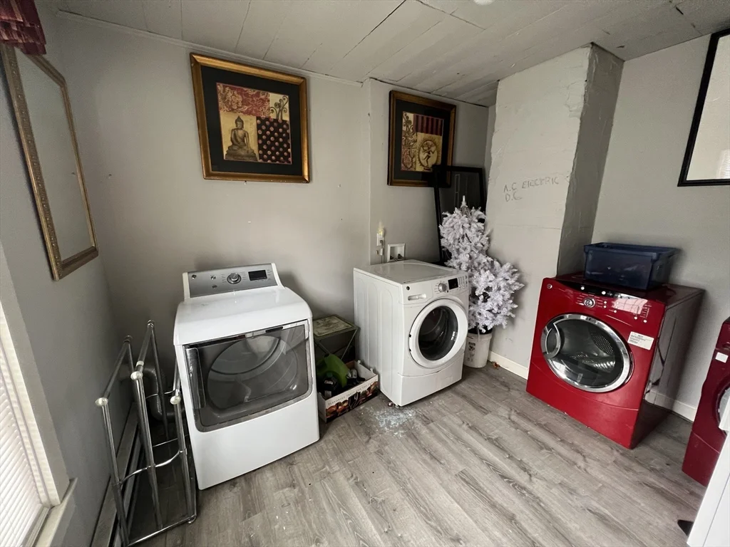 2 bed, 1 bath apartment for rent at 12 Crown Unit 2, Worcester — photo 15 of 16
