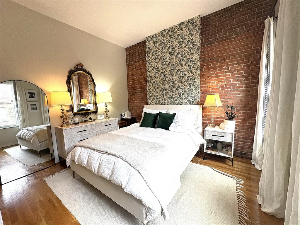 2 bed, 2 bath apartment for rent at 12 Cumberland St Unit 1, Back Bay — photo 17 of 30
