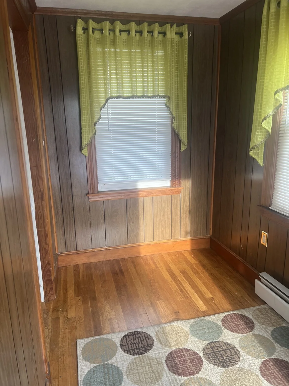 2 bed, 1 bath apartment for rent at 12 Curtis St Unit 1, Methuen — photo 3 of 8