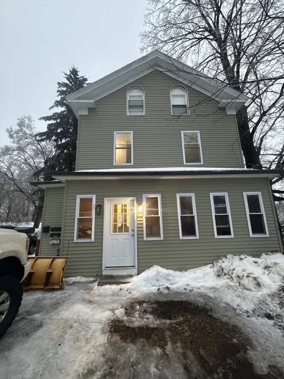 3 bed, 1 bath apartment for rent at 12 Cushing St Unit B, North Brookfield — photo 10 of 13