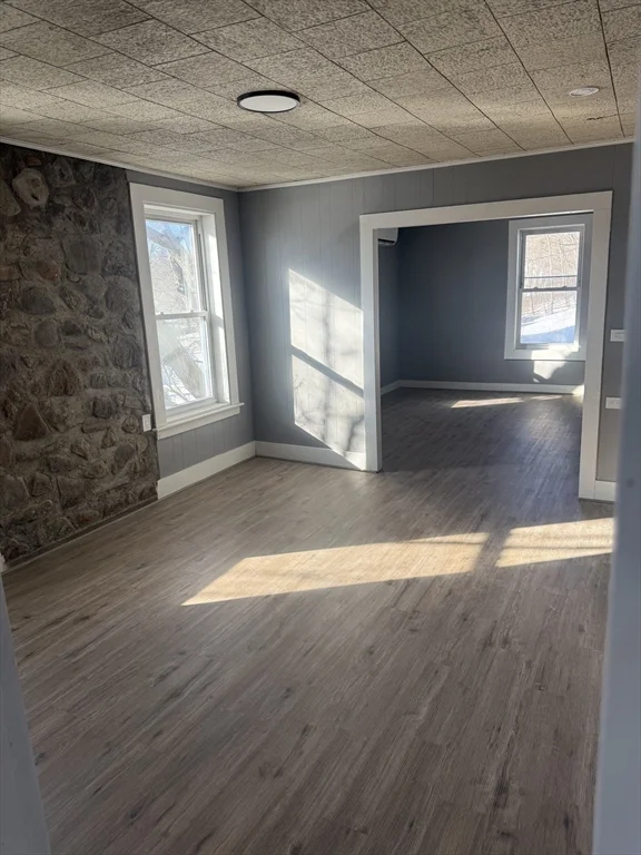 3 bed, 1 bath apartment for rent at 12 Cushing St Unit B, North Brookfield — photo 1 of 13