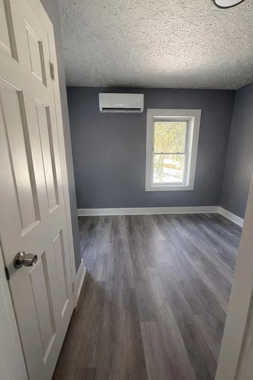3 bed, 1 bath apartment for rent at 12 Cushing St Unit B, North Brookfield — photo 9 of 13